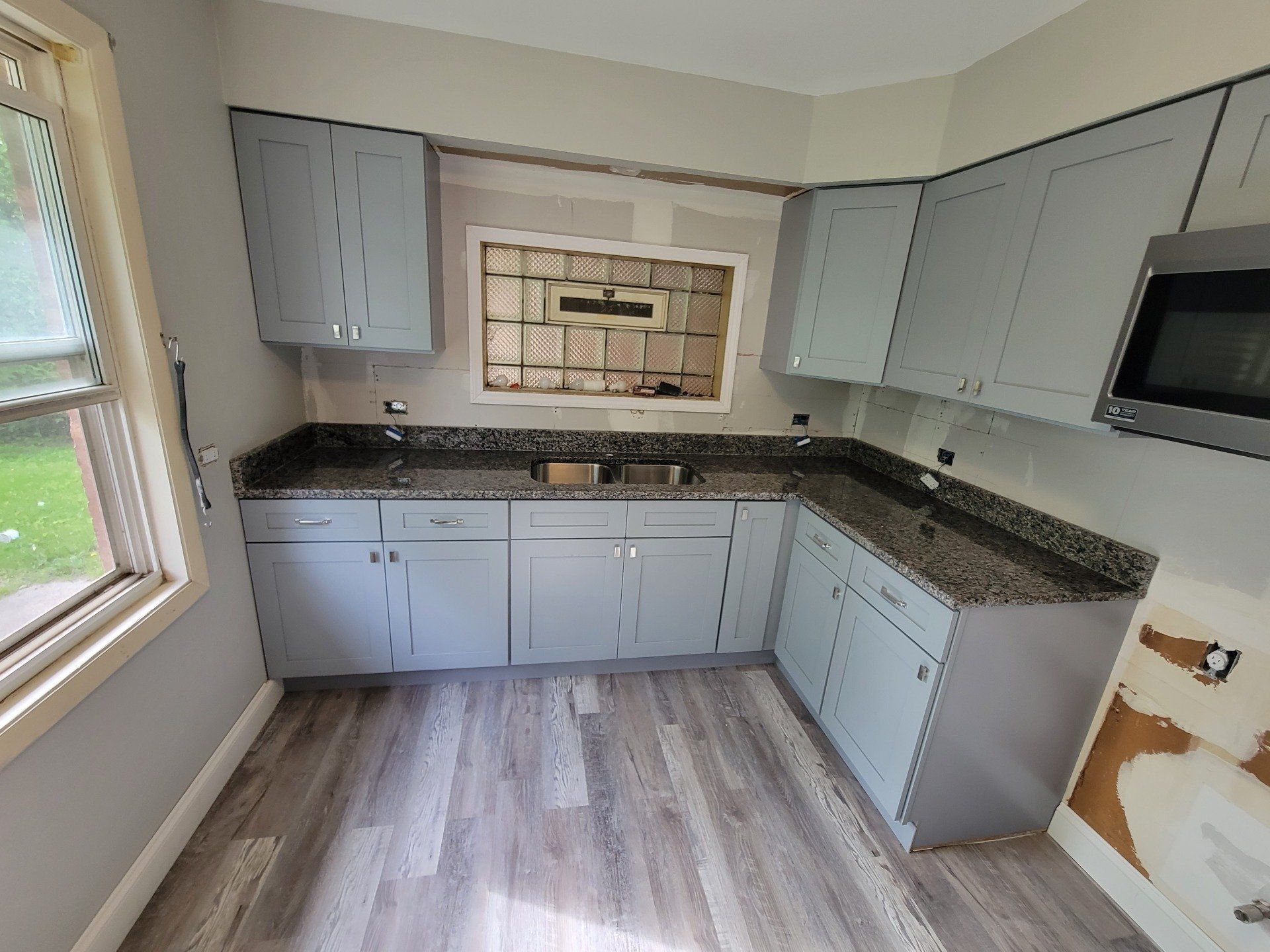 Granite kitchen countertop inside luxury Wisconsin apartment